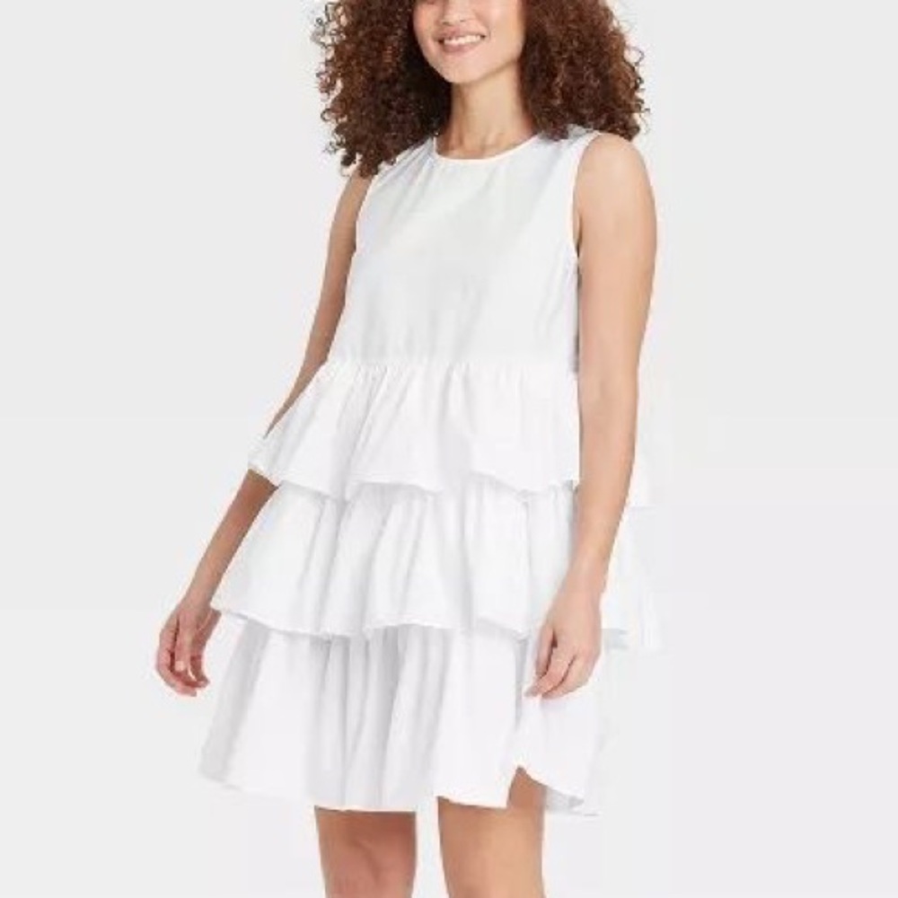 Who What Wear White Sleeveless Multi Tiered Dress